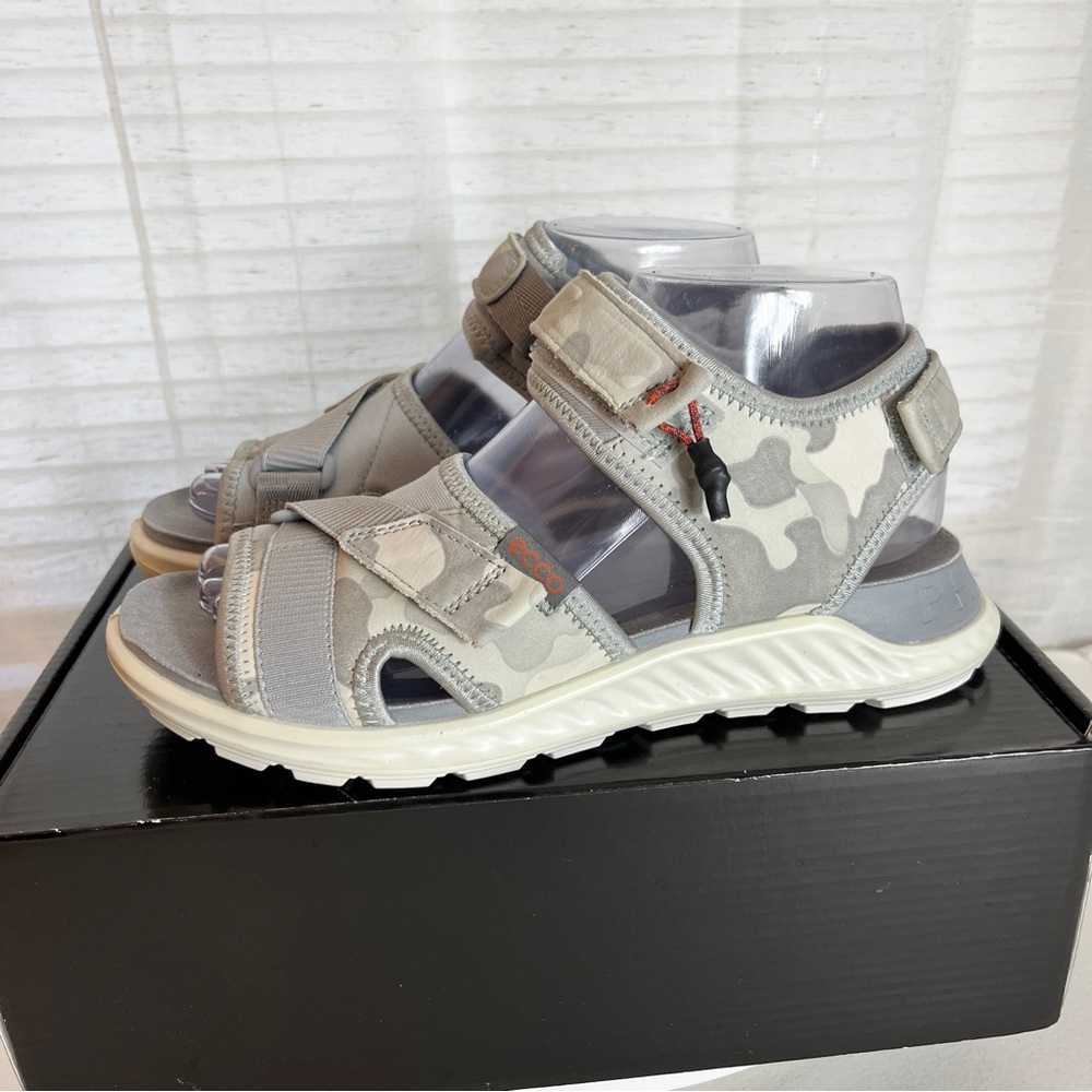 Ecco Exowrap 3 Sandals Camo Womens Size 6 - 6.5 / EUR 37 / GUC!‎